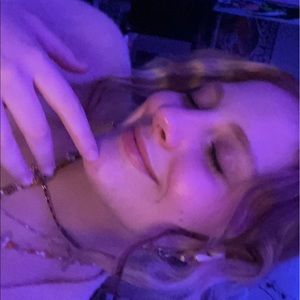 Meet your Posher, Lydia